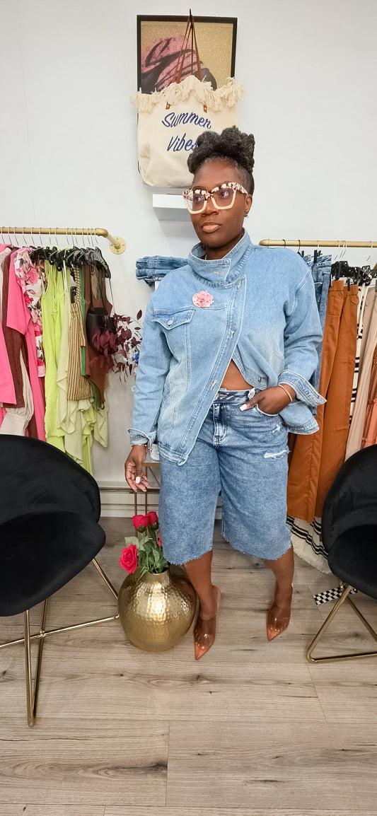 Janey2 Distressed Jorts