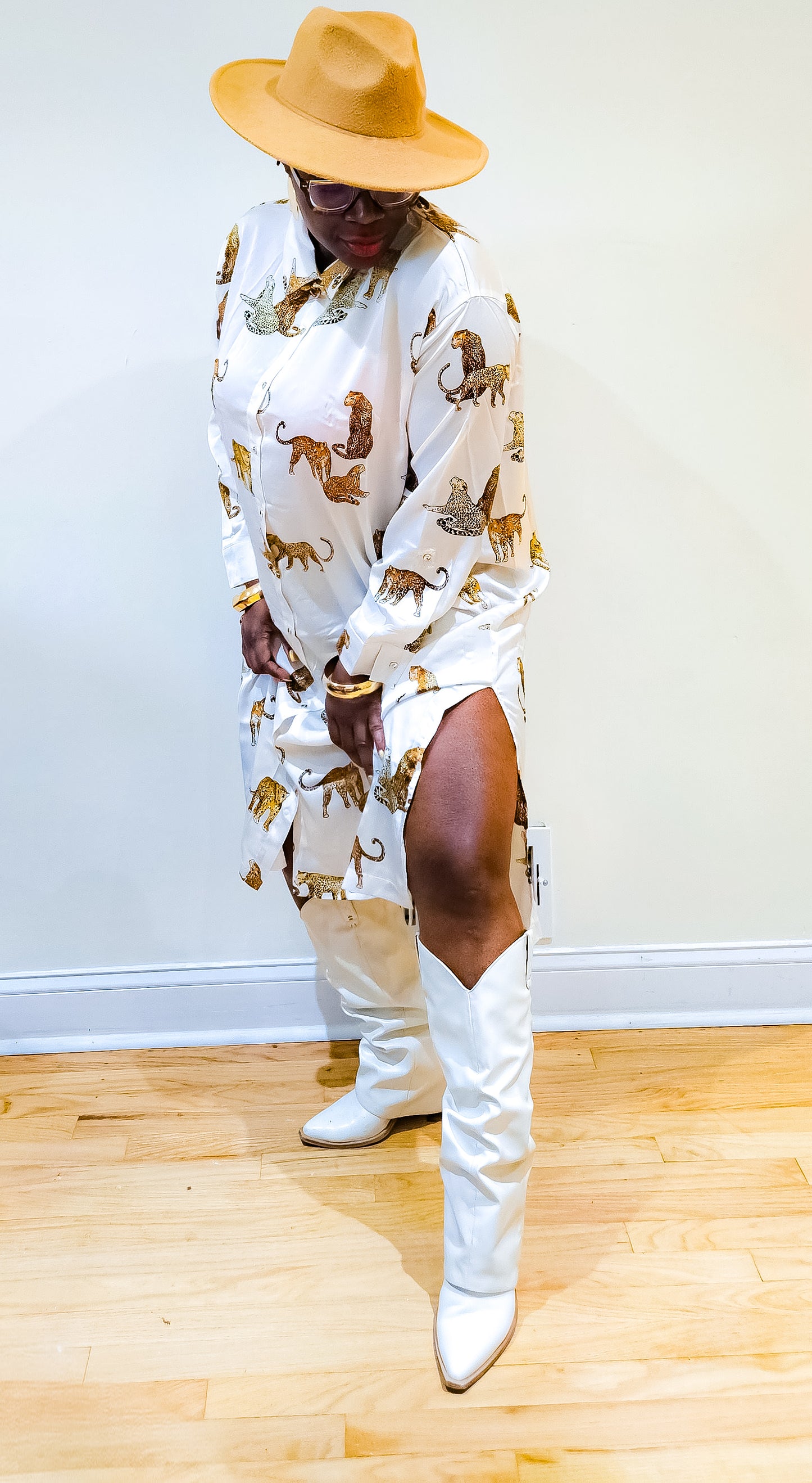 Satin  Dolls (PLUS) Button Up Shirt Dress(cream)